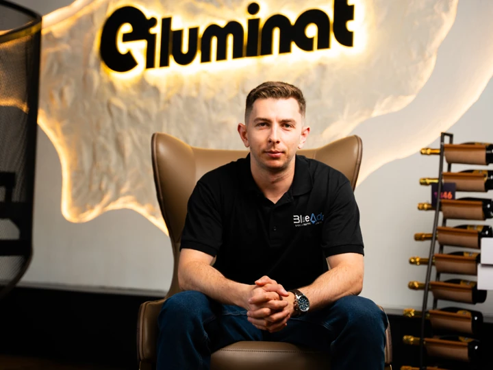 Team portrait at Eiluminat